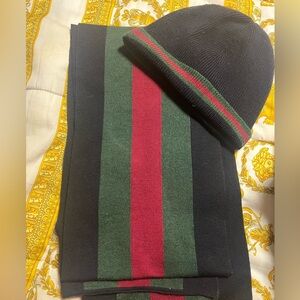 Gucci Knit Scarf and Beanie Set